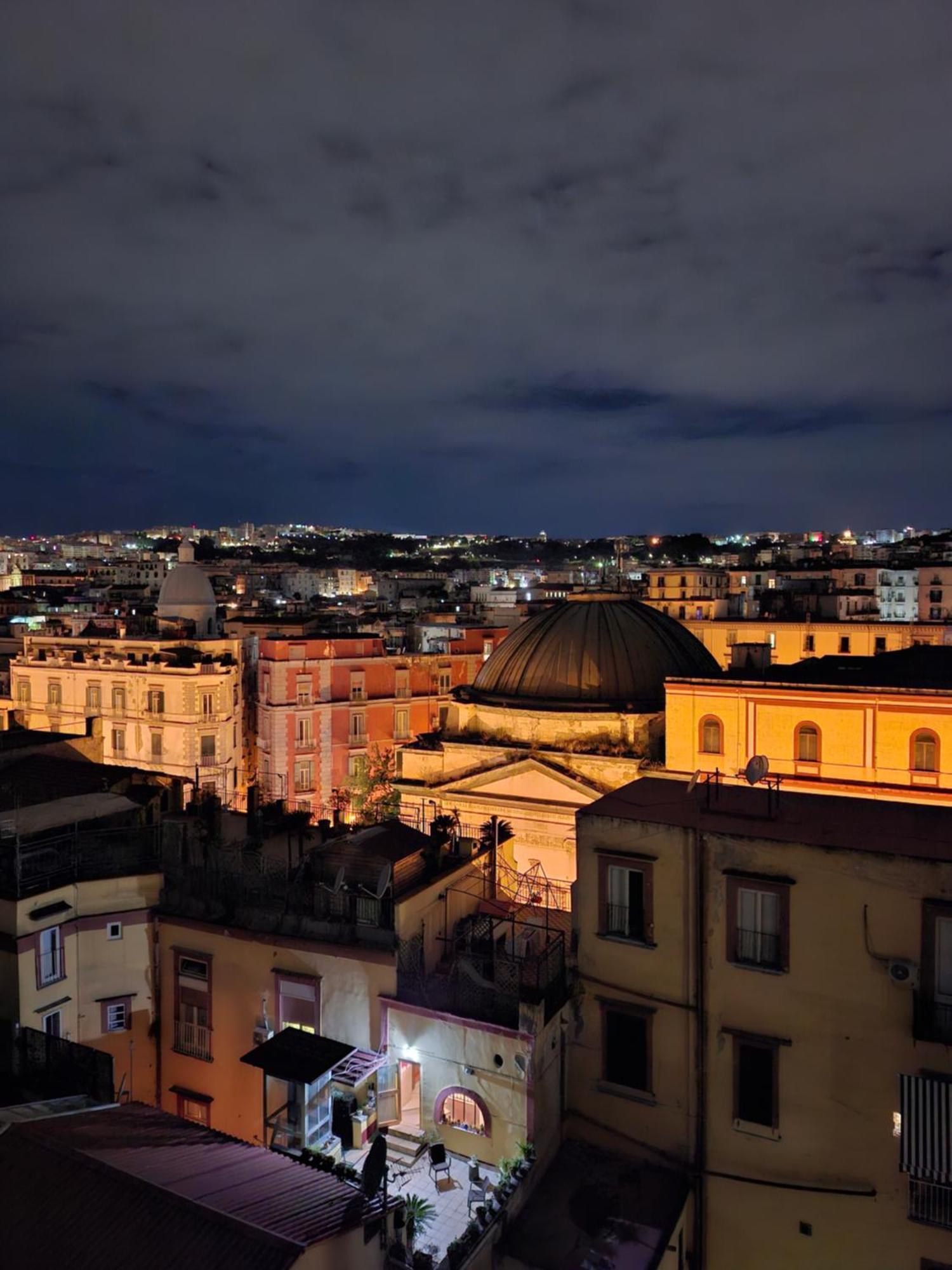 Faccia Gialla Napoli Casa Vacanze Exteriér fotografie