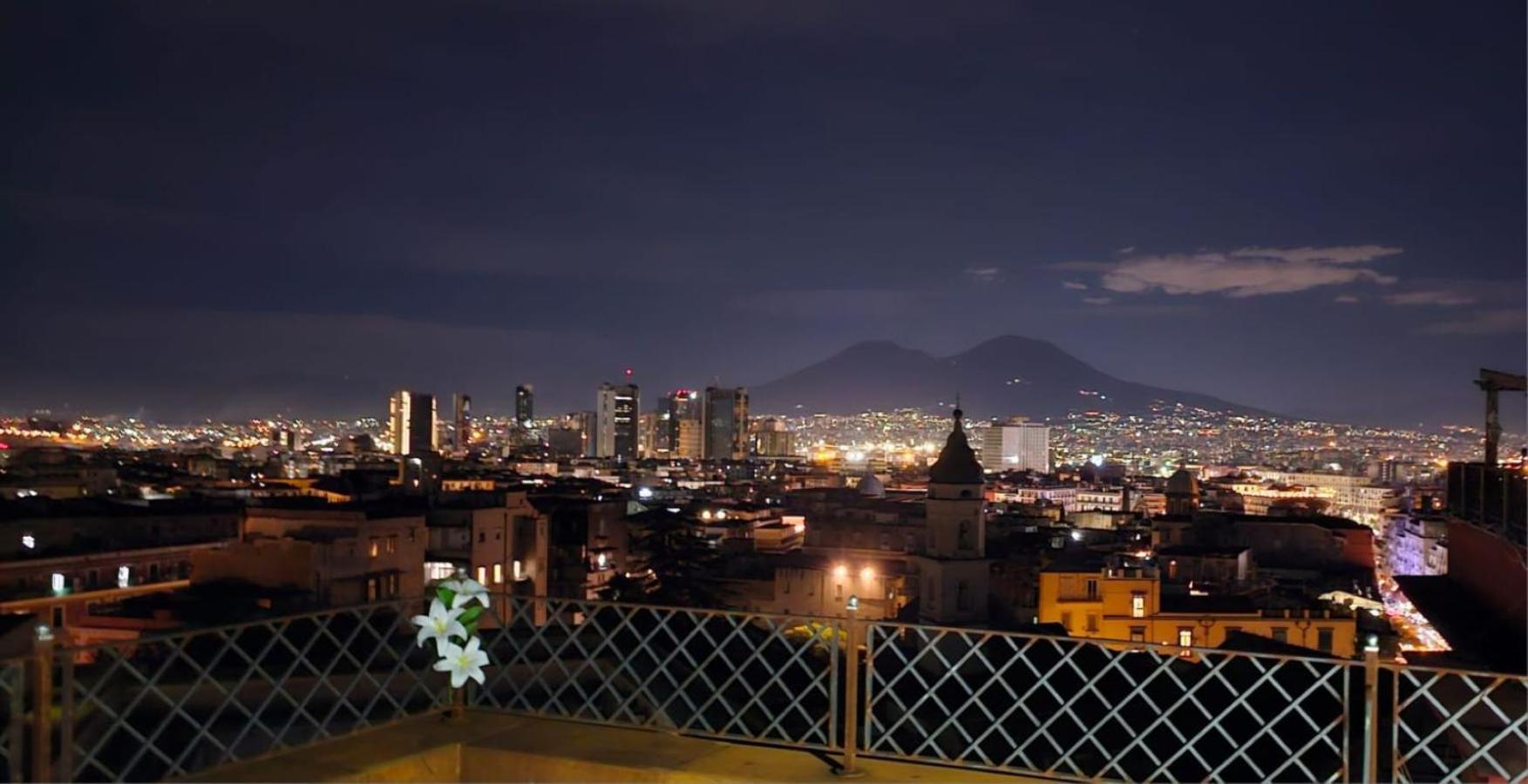 Faccia Gialla Napoli Casa Vacanze Exteriér fotografie