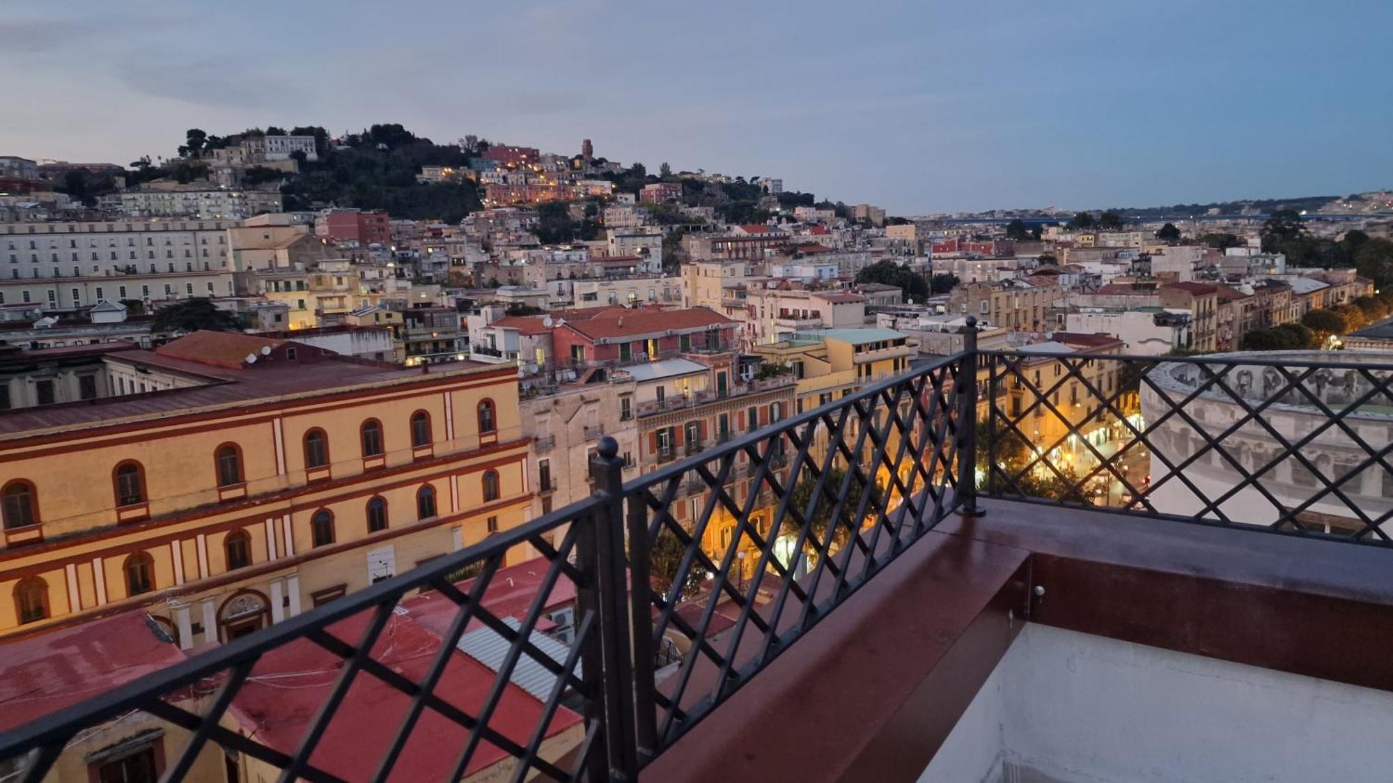 Faccia Gialla Napoli Casa Vacanze Exteriér fotografie